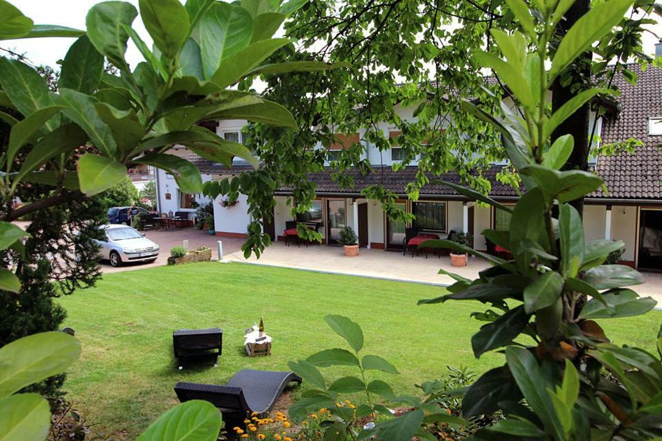 Pension Bergterrasse Анвайлер ам Трифелс Екстериор снимка